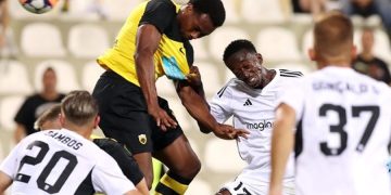 Gustavo Sangaré (17) en match aller contre AEK