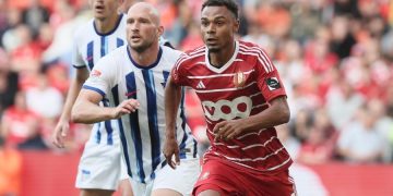 Sacha Bansé (à d.)