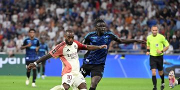 Lyon remporte un match dingue contre Strasbourg