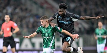 Romano Schmid et Edmond Tapsoba (à d.)